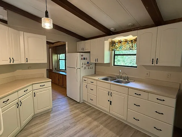 115 Clearview Dr — Photo 13