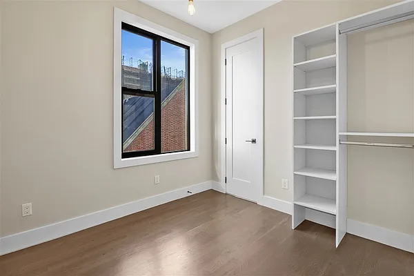 Rented by JW Real Estate Services LLC | media 7