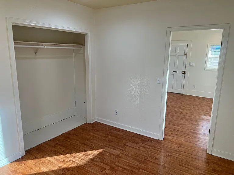 1853 Garden Ave — Photo 16