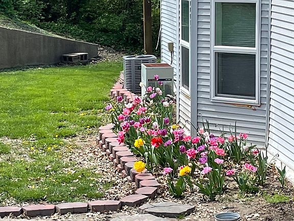 3rd image of 2120 Saint Marys Blvd APT B2