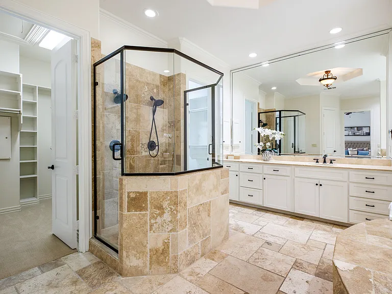 3606 S Versailles Ave — Photo 31
