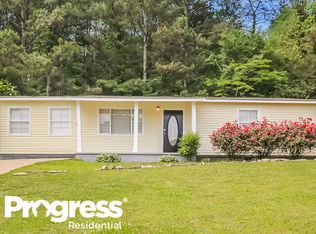 15 Habersham Cir NE, Cartersville, GA 30121