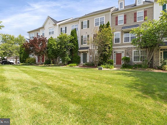5th image of 745 Collington Ct