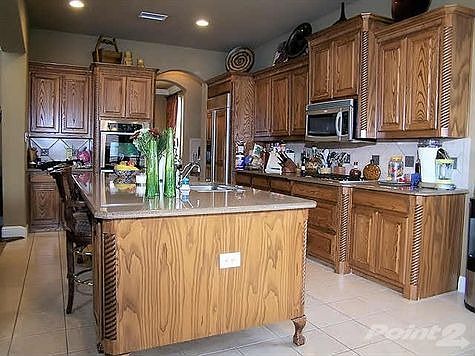 4th image of 4596 Cromwell Ct