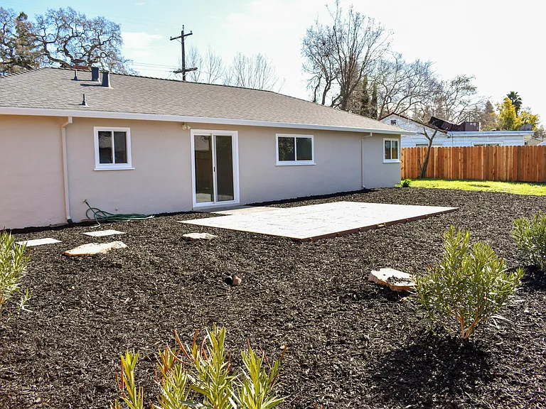 2454 Marcia Dr — Photo 13