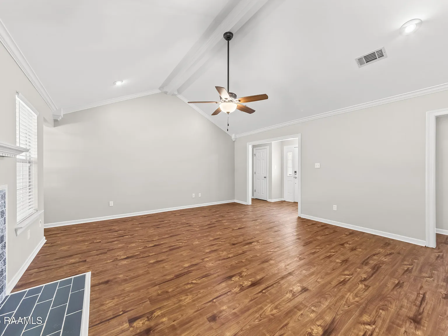 3 bed, 1650 sqft, $1,800 — Photo 4
