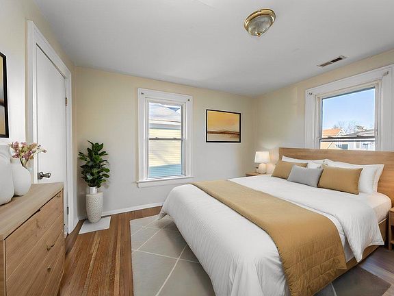 4th image of 305 Eaton Ave Unit B