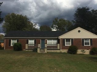 102 Alta Loma Rd, Madison, TN 37115