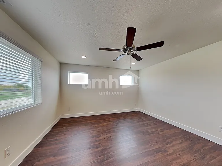 3112 N Vigo Ave — Photo 12