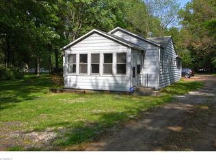 7133 Stearns Rd, Olmsted Township, OH 44138