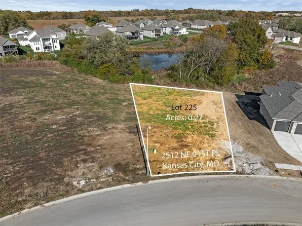 2512 NE 91st Pl, Kansas City, MO 64156