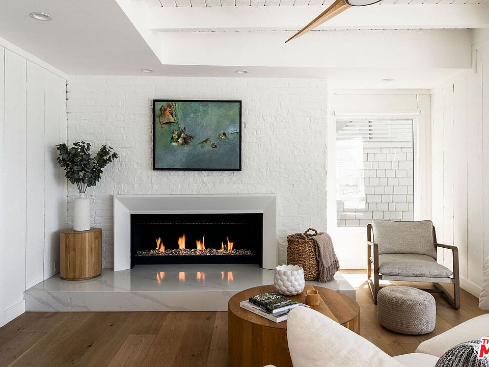 19706 Pacific Coast Hwy, Malibu, CA 90265 | Zillow