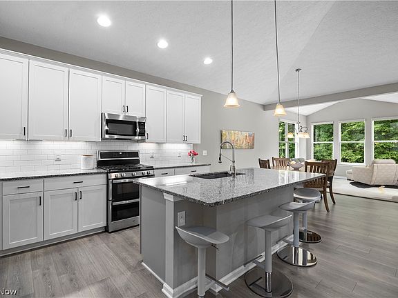 3rd image of 6560 Amber Way