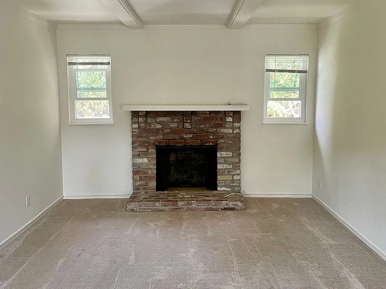 3606 Bickerstaff Rd — Photo 2