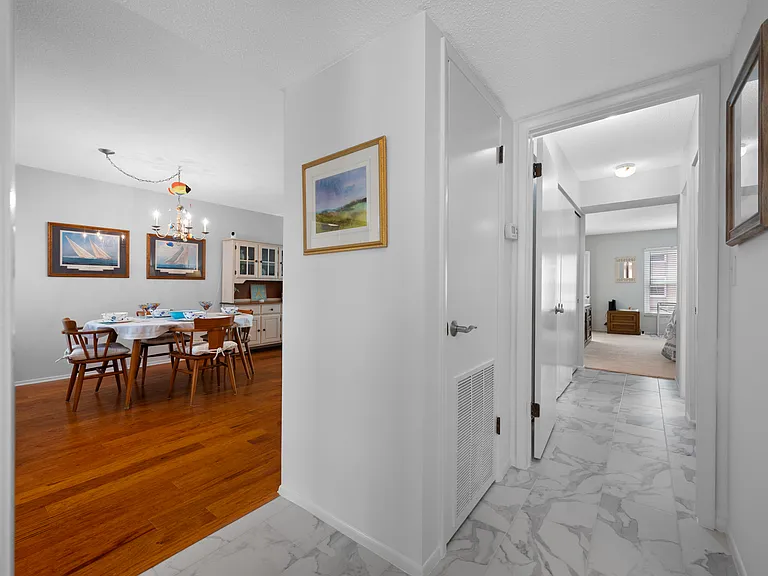 121 Island Way #323 — Photo 24