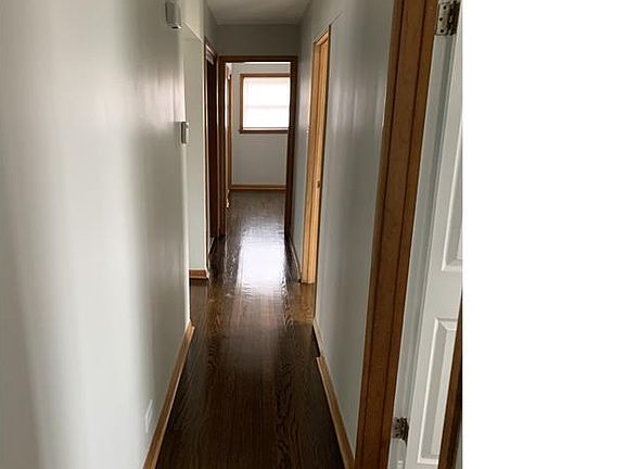 3rd image of 16306 Dobson Ave