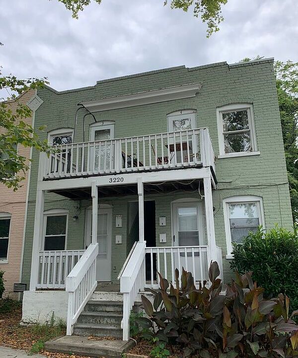 1st image of 3220 O St APT 1