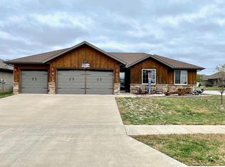 4377 W Loren St, Springfield, MO 65802