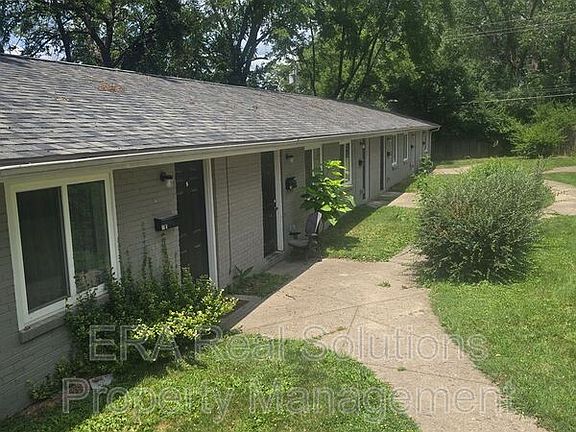 4th image of 75 E Moler St #A