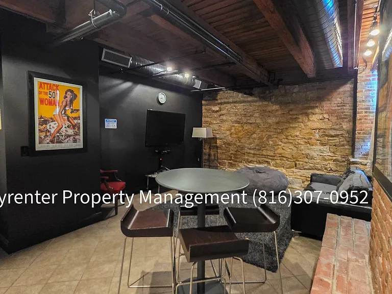 700 Broadway Blvd #308 — Photo 14