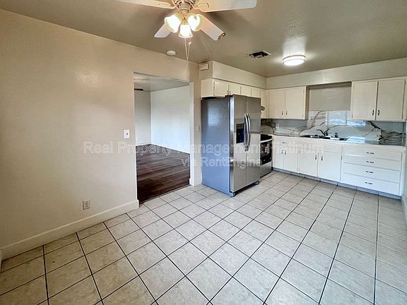 3rd image of 3338 N Purdue Ave