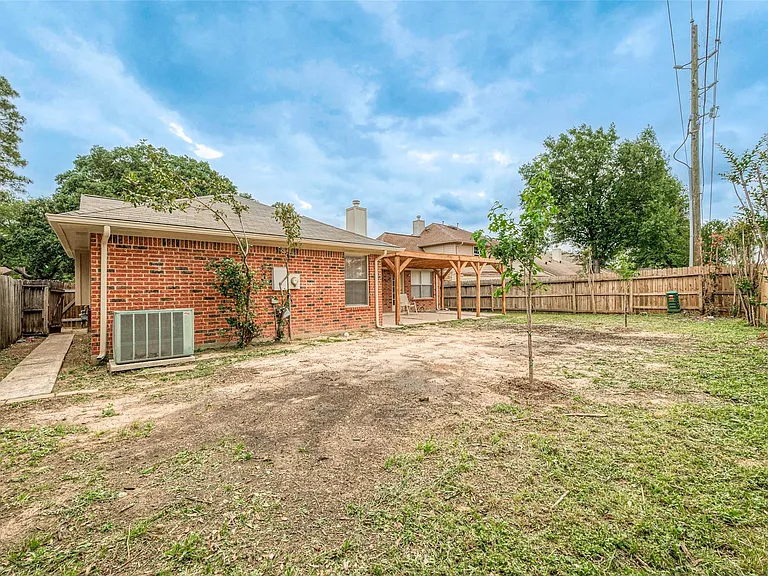 22319 Rangeview Dr — Photo 34