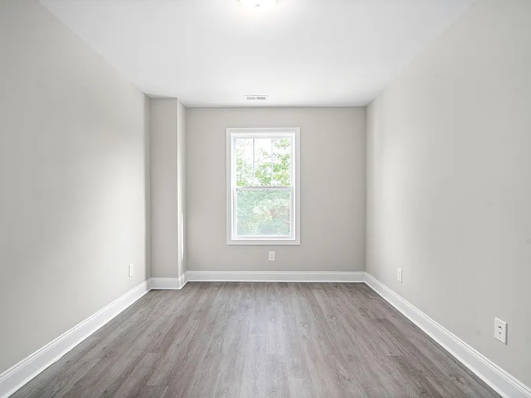1305 Dodd St — Photo 19