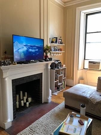2nd image of 83 Marlborough St APT 5