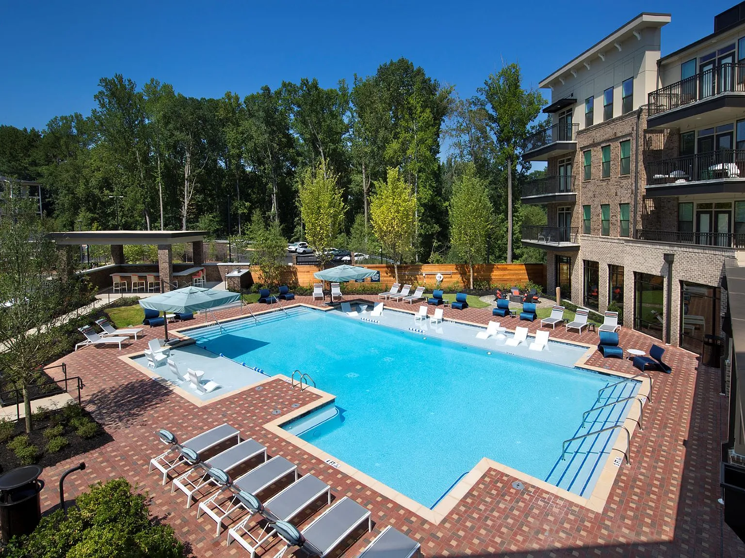 Sugarloaf Walk Apartments — Photo 1