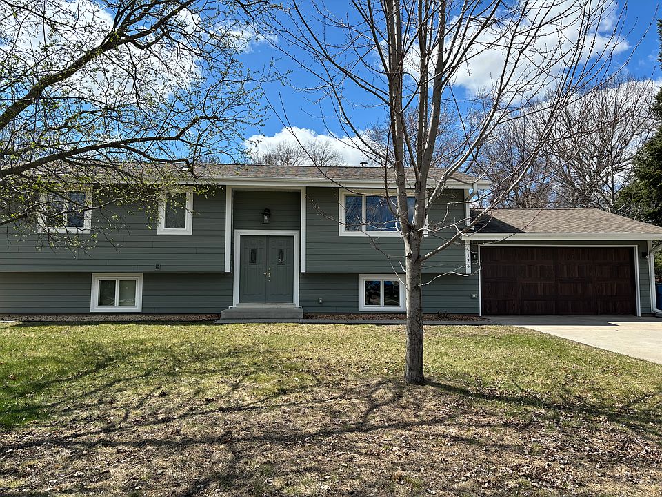 1st image of 126 E Golden Lake Ln