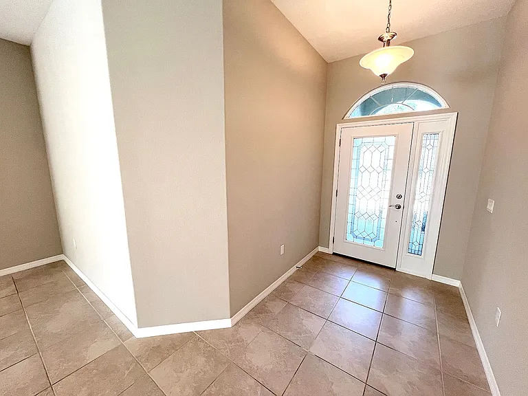 37 Pine Croft Ln — Photo 8