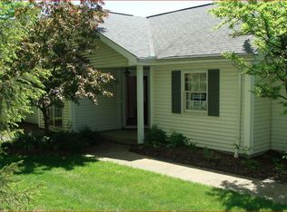 6698 Hidden Lake Trl, Brecksville, OH 44141