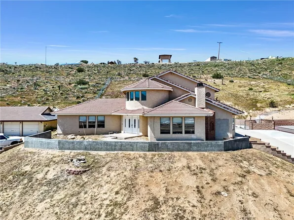 7474 Calpella Ave, Hesperia, CA 92345