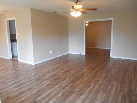 3rd image of 316 Penrose St