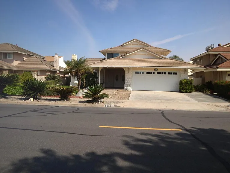 5043 Evergreen Ave — Photo 1