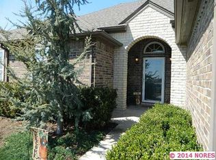 17520 W Seth Ln, Tahlequah, OK 74464