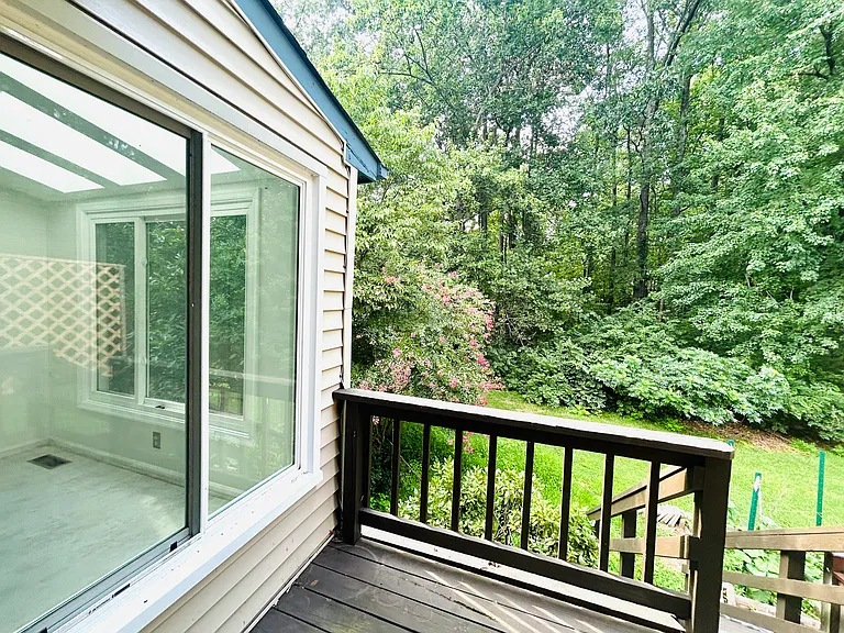 6072 Clay Spur Ct — Photo 20