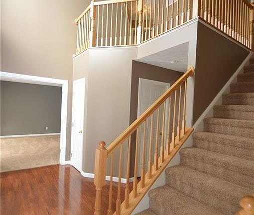 3rd image of 5013 Autumnwood Ln