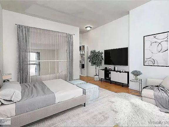 3rd image of 220 E 24th St APT 2B