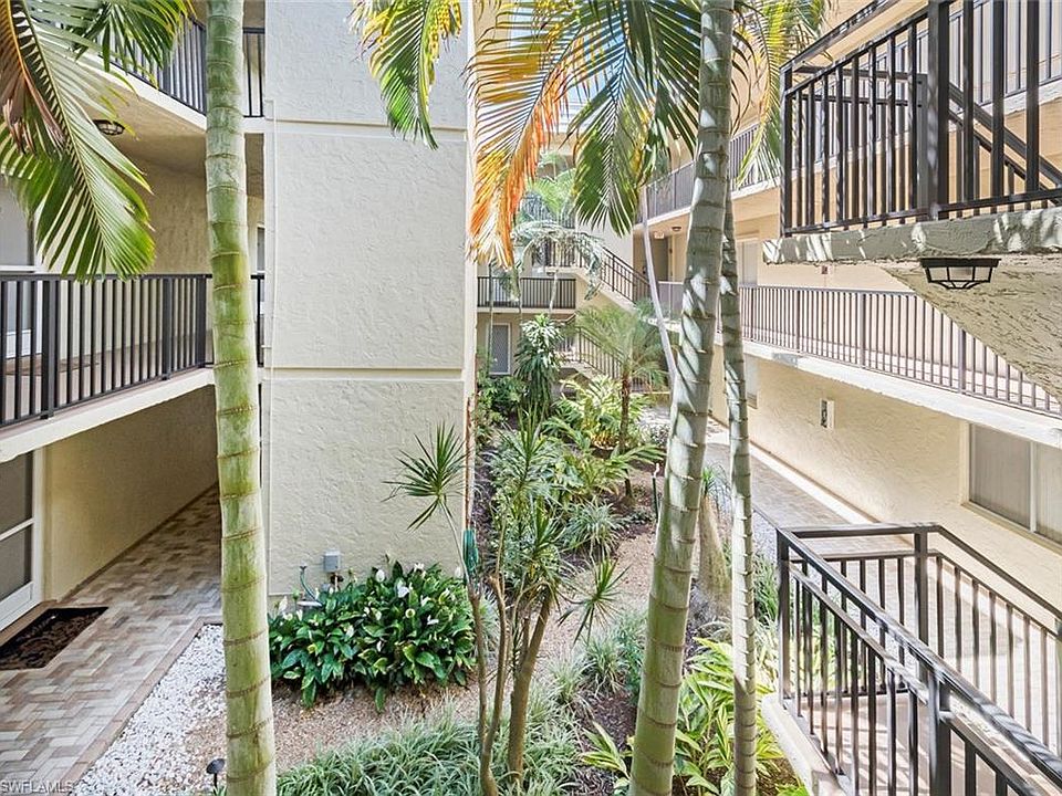 1st image of 788 Park Shore Dr #15