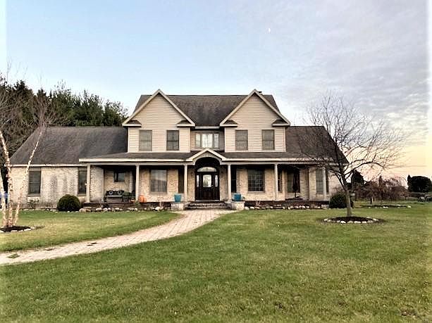 2nd image of 4713 90th St