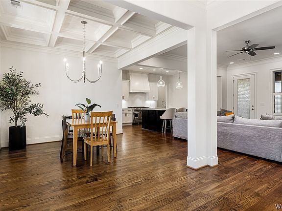 4th image of 6055 Rosemeade St