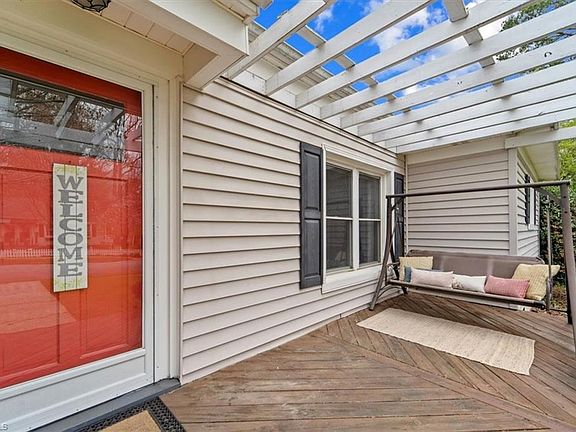 3rd image of 3009 Peebles Dr