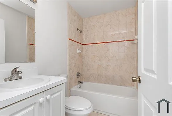 22 SW 6th St #1 — Photo 22
