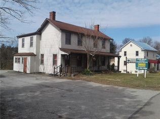 959 Brodhead Rd, Coraopolis, PA 15108