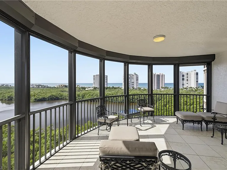 8990 Bay Colony Dr #901 — Photo 2