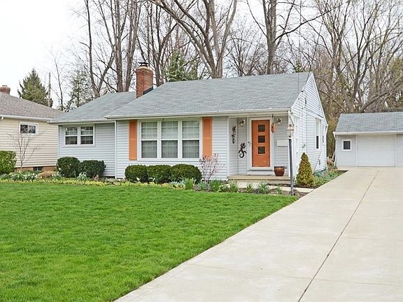 2nd image of 29924 Westlawn Dr