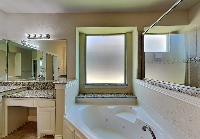 3006 Knightsbridge Ln — Photo 7