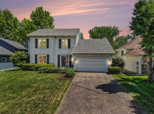 1195 Silverwood Rd, Woodbury, MN 55125
