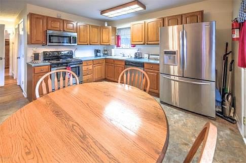 4th image of 7006 Moorewick Way